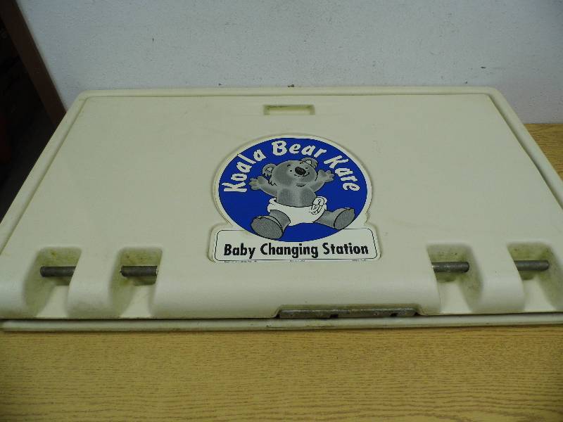 lot 50 image: Baby Changing Station