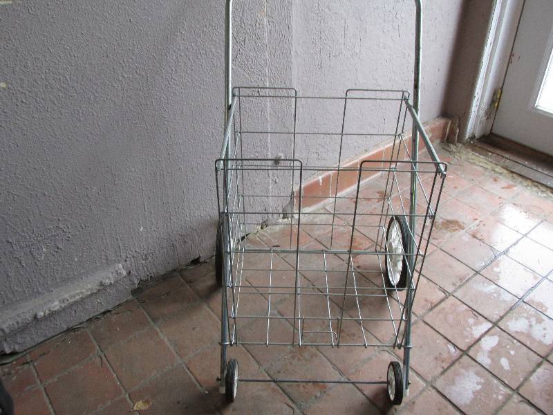 lot 77 image: rolling file cart ...