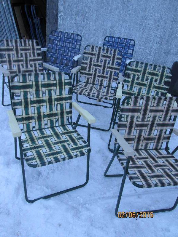 lot 138 image: lot of 8 lawn chairs ...