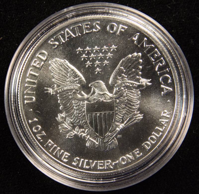 1989 AMERICAN SILVER EAGLE 1 TROY OZ. .999 FINE SILVER DOLLAR IN AIRTITE CAPSULE