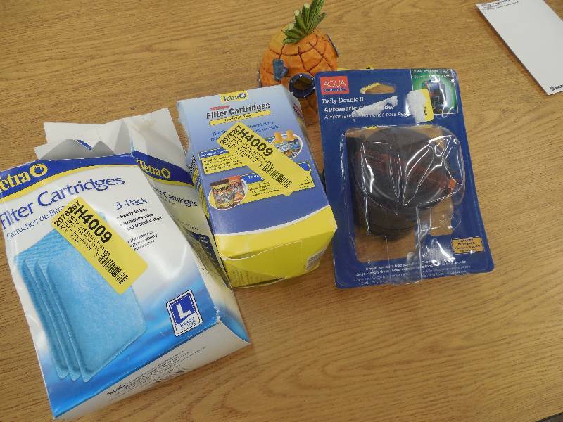 lot 27 image: Fish Filter Aquarium Accessories. lot