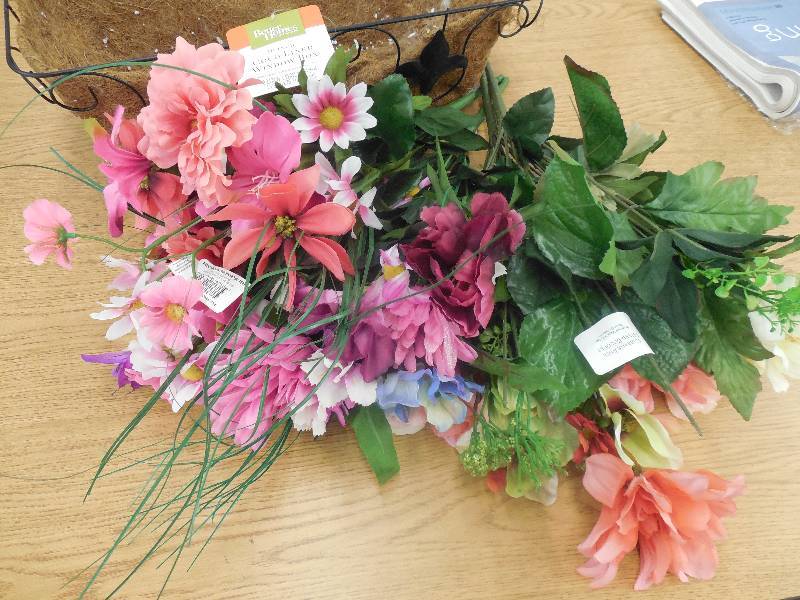 lot 36 image: Silk Flower Lot & Window Box
