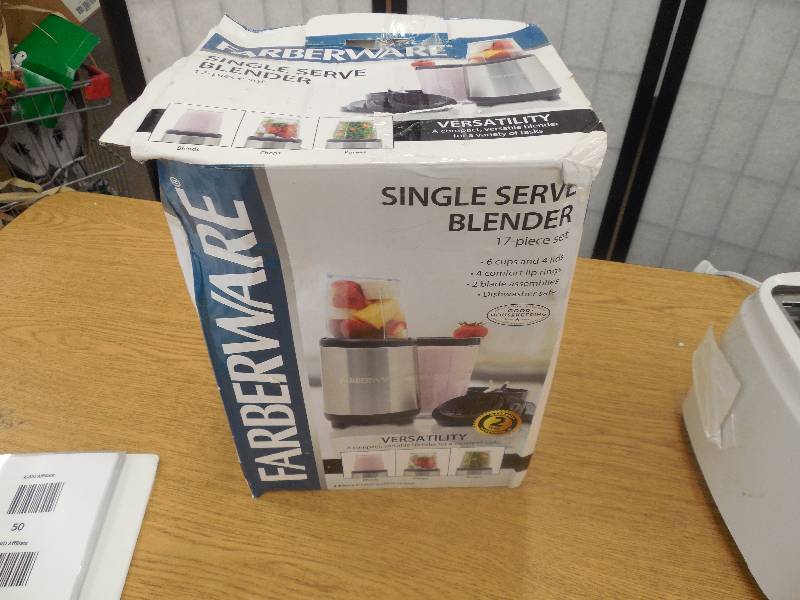 lot 45 image: Farberware Single Serve Blender Set