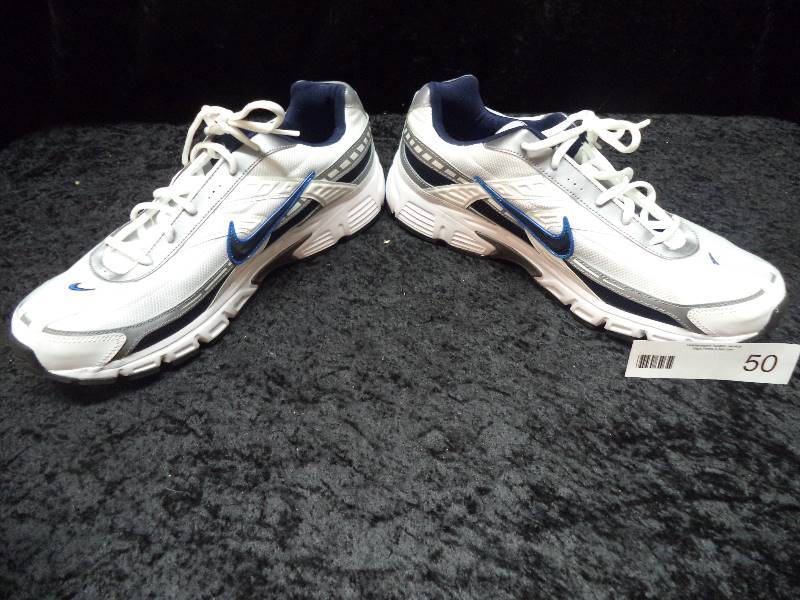 Mens NIKE Shoes, Size 14