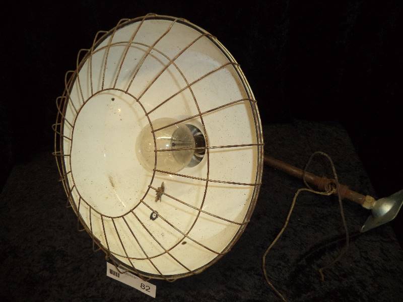 Boston Wheeler Enamel Light