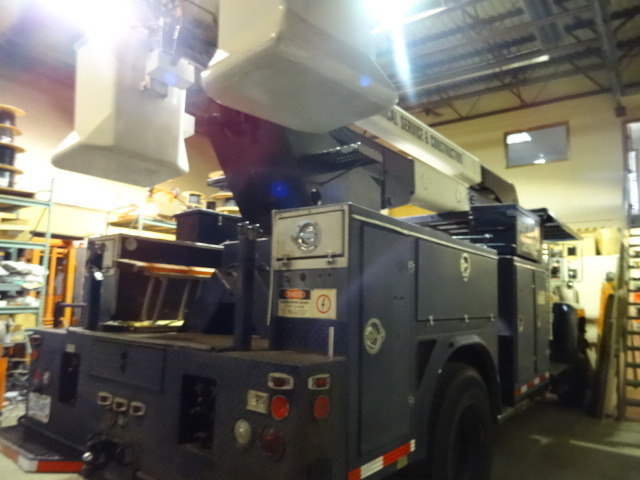 Bucket Truck