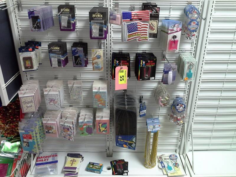 Thank you cards and other household accessories lot