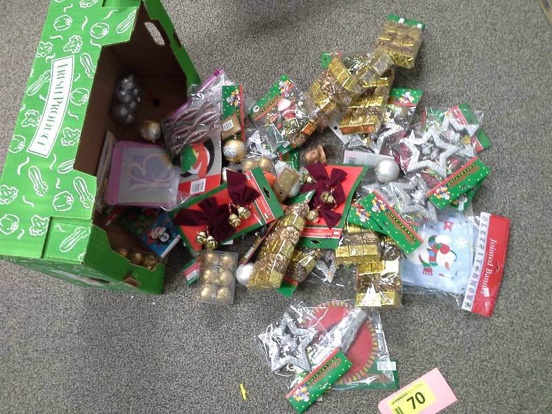 Christmas accessories lot