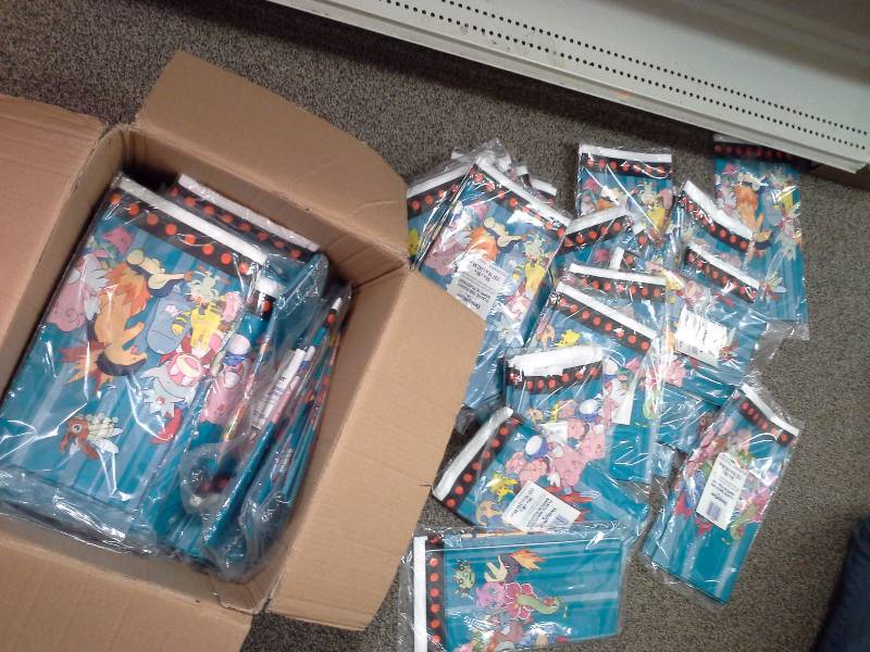 Case of plastic table coverings, Pokmon