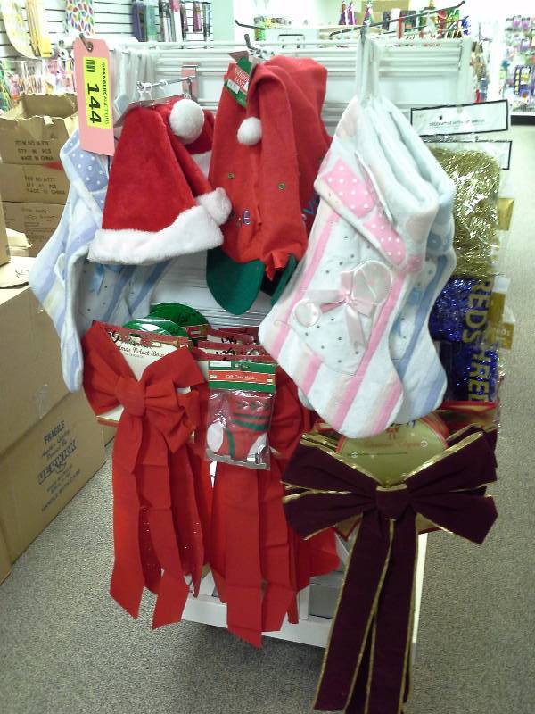 Christmas accessories lot