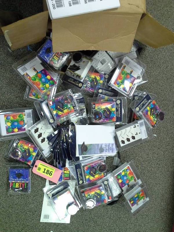Graduation invites and confetti lot