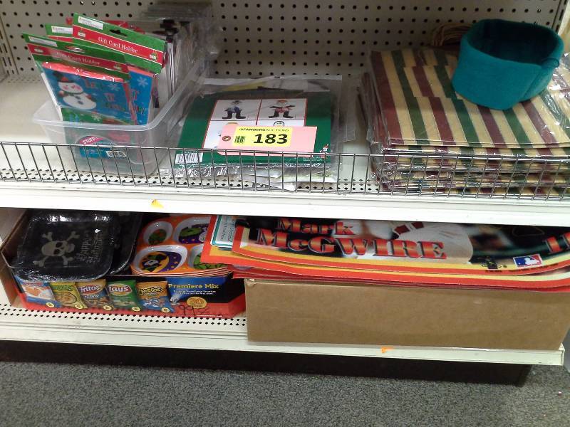 Miscellaneous accessories lot