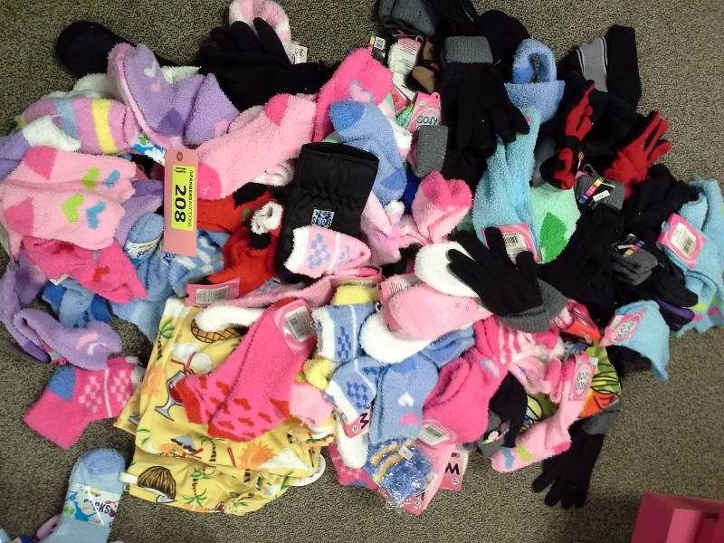 Fuzzy socks and gloves lot