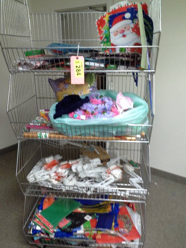 Miscellaneous lot with cart