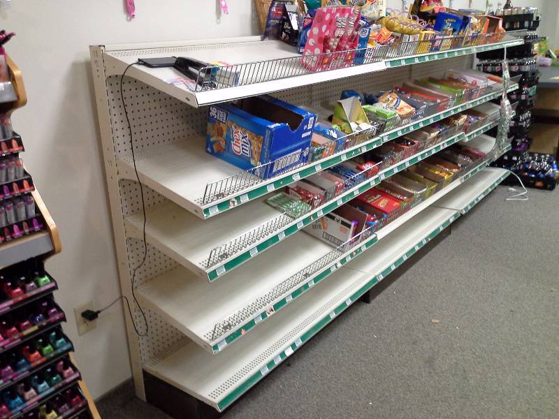 Retail shelving lot