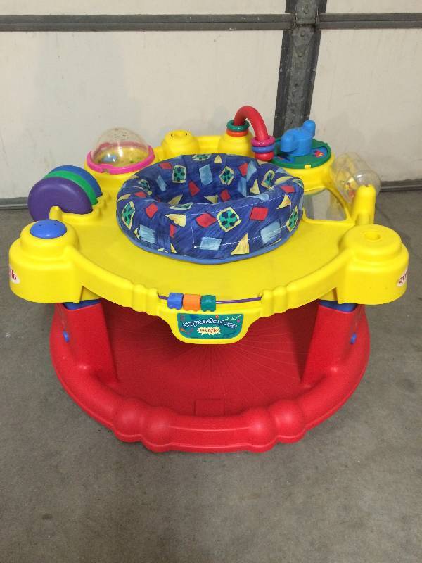 lot 5 image: Evenflo Supersaucer