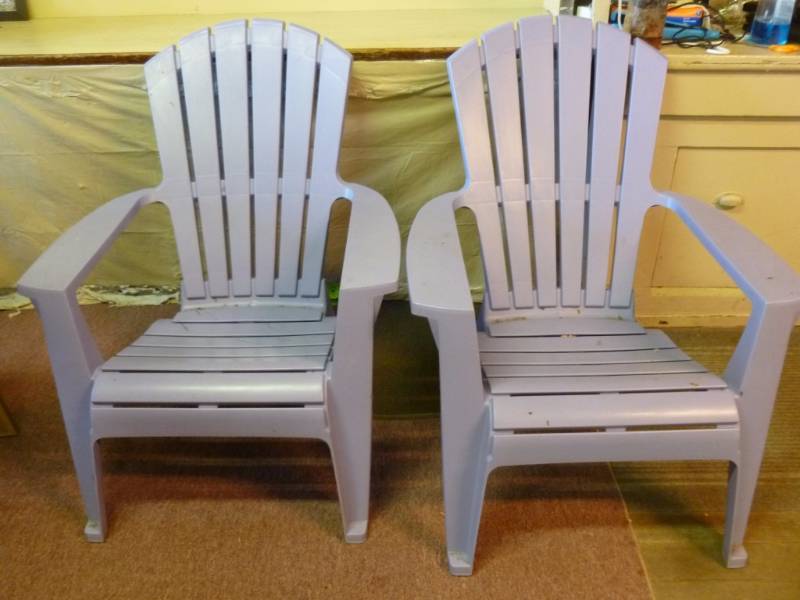 lot 16 image: Patio Chairs
