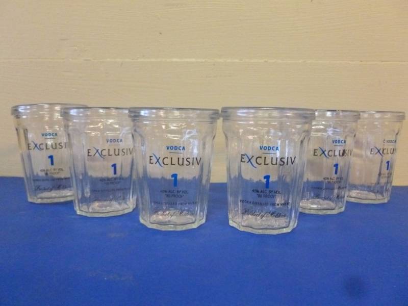 lot 47 image: Shot Glasses