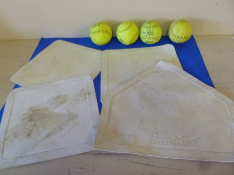 lot 76 image: Sports Balls