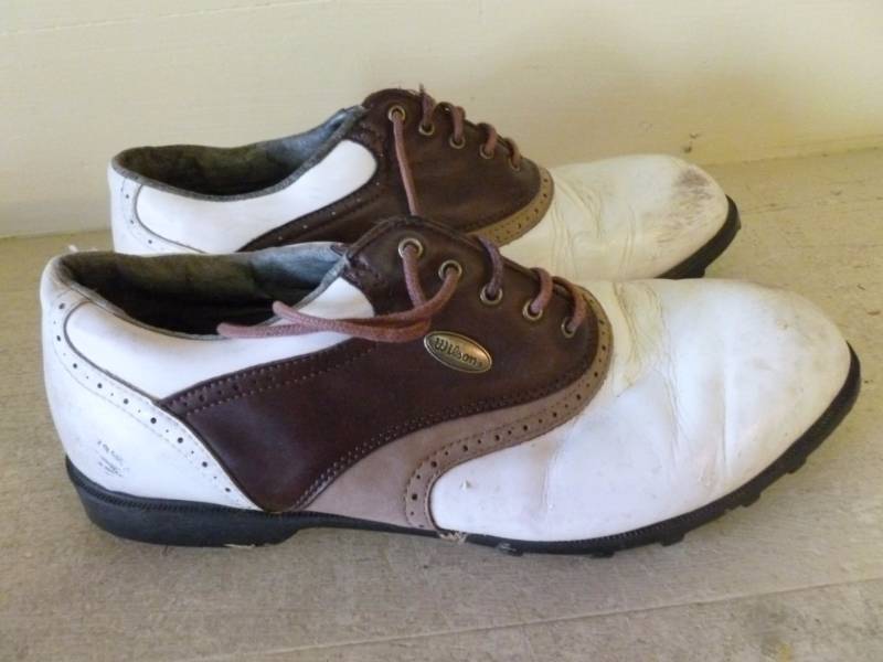 lot 87 image: Golf Shoes