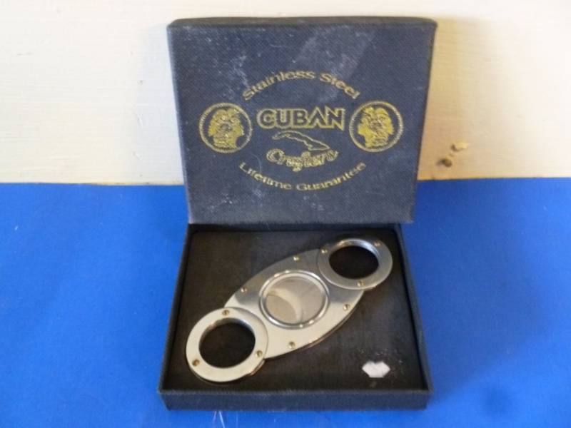 lot 91 image: Cigar Knife