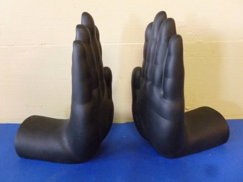 lot 92 image: Bookends