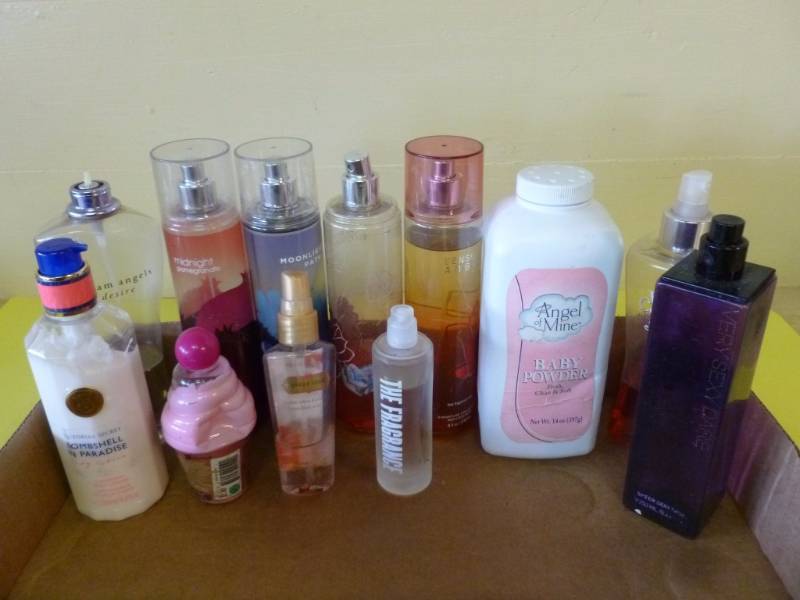 lot 106 image: Victorias Secret Products