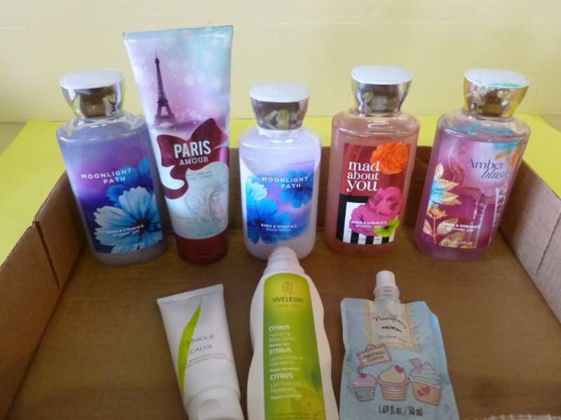 lot 111 image: Shower Gel