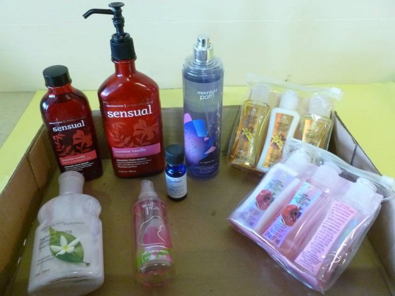 lot 114 image: Body Spray