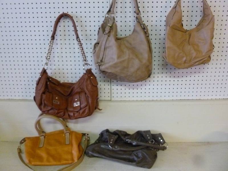 lot 136 image: Handbags