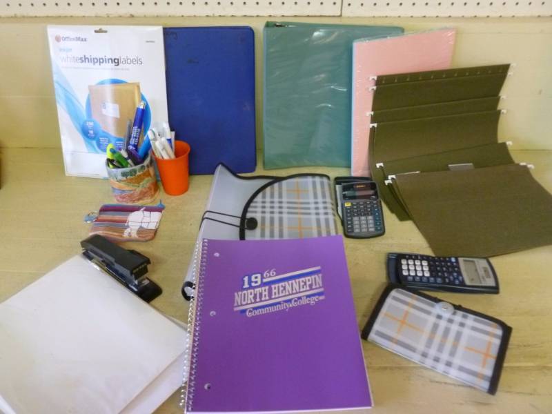 lot 149 image: Office Supplies