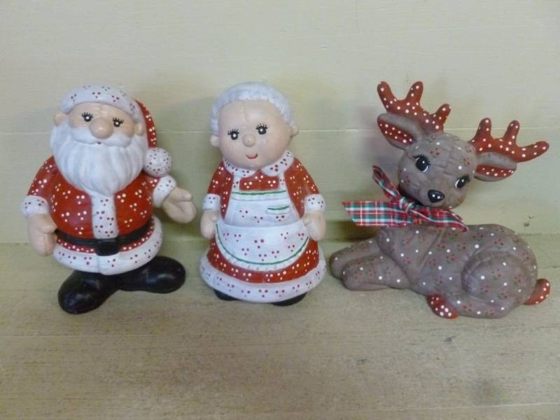 lot 178 image: Ceramics