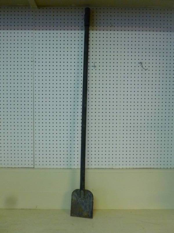 lot 197 image: Ice Scraper