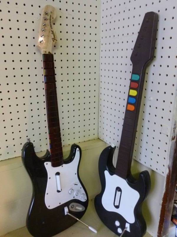 lot 280 image: Video Game Guitars