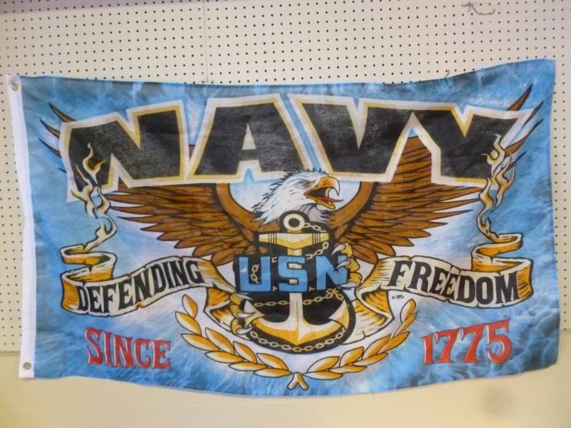 lot 281 image: Navy Flag