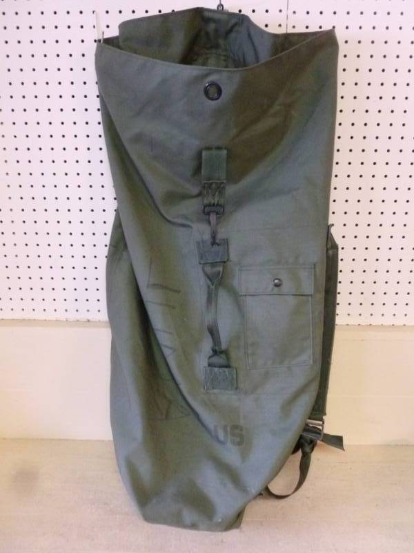 lot 282 image: Military Bag