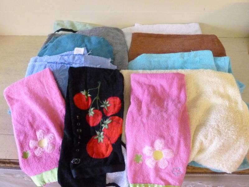 lot 332 image: Towels