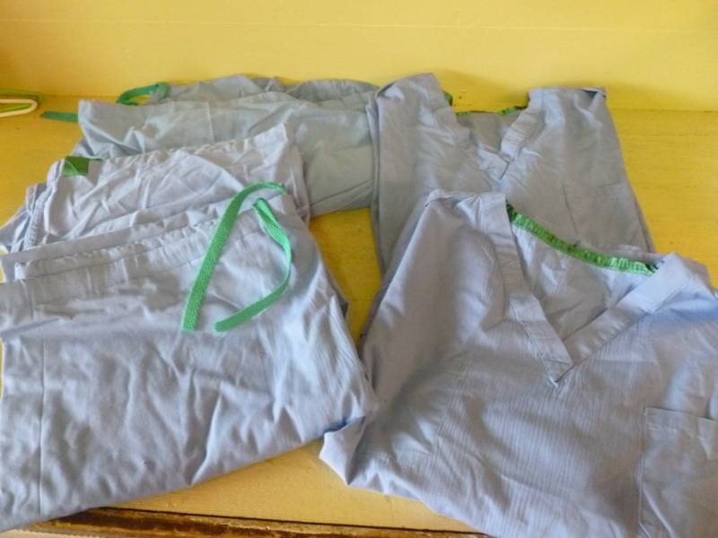 lot 334 image: Scrubs