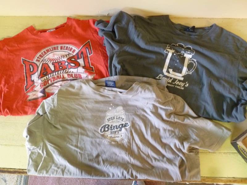 lot 337 image: Mens Shirts