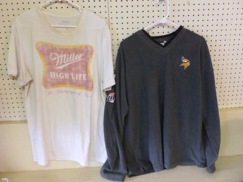 lot 344 image: Minnesota Vikings Clothes