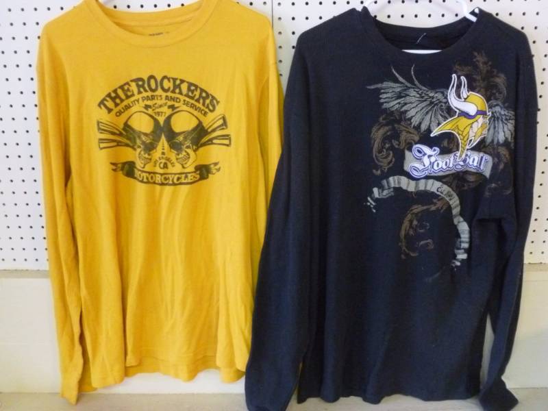 lot 350 image: Minnesota Vikings Clothes