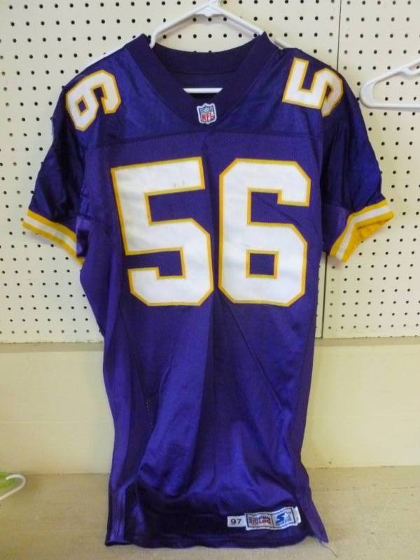 lot 353 image: Minnesota Vikings Jersey