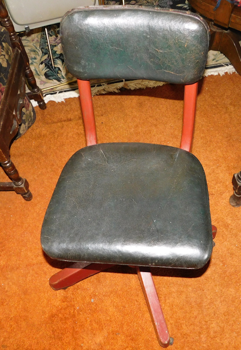 lot 3 image: The B. L. Marble chair co. vintage office chair