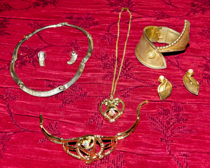 lot 59 image: necklaces earrings bracelets please see photos