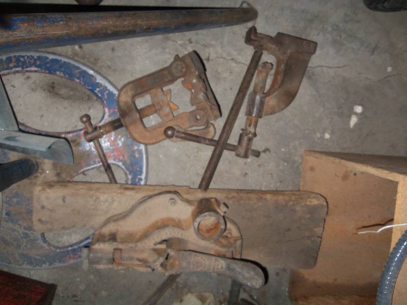 Well Pump Pulling Tools