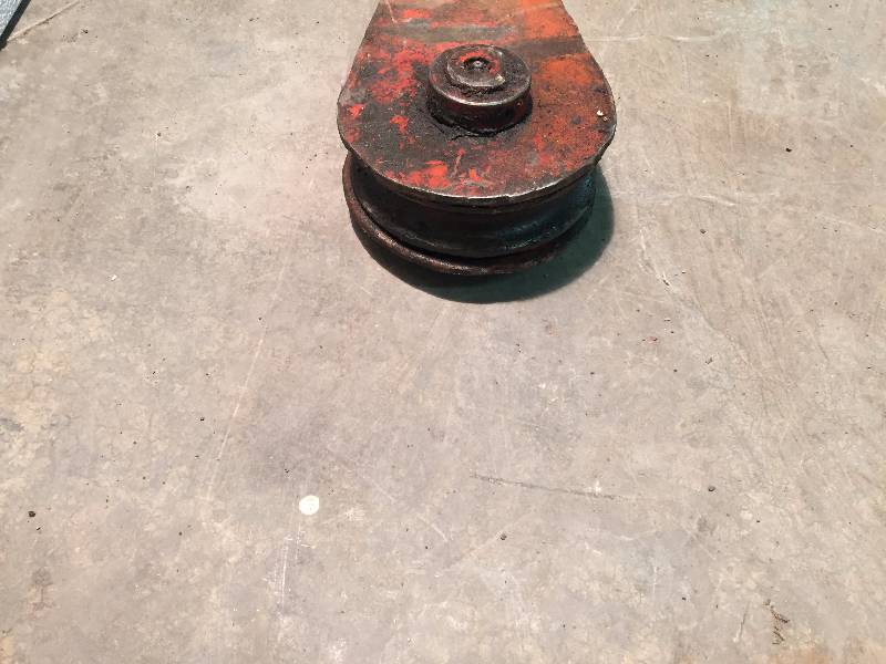 TACKLE BLOCK WITH PULLEY