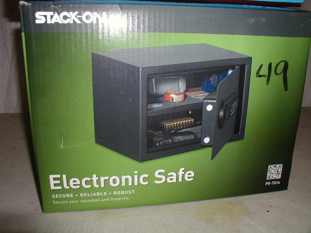 Personal Safe with Electronic Lock