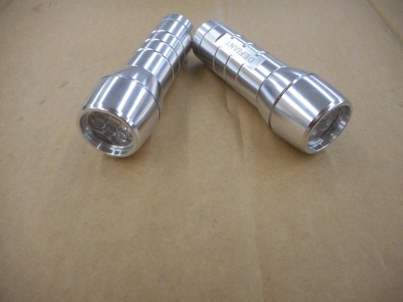 (2) 9 LED BULB FLASHLIGHTS