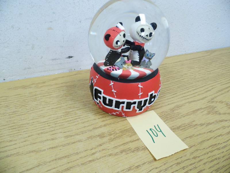 Furrybones Snow Globe