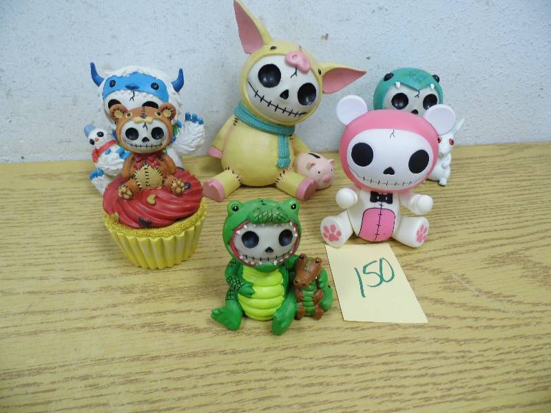 Furrybones Figures